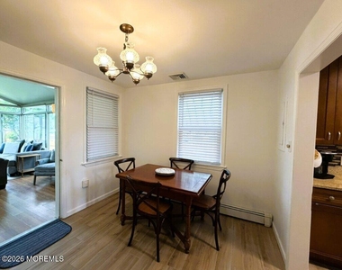 102 Columbia Avenue - Photo Thumbnail 13