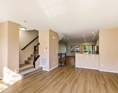407 Susquehanna Street - Photo Thumbnail 2