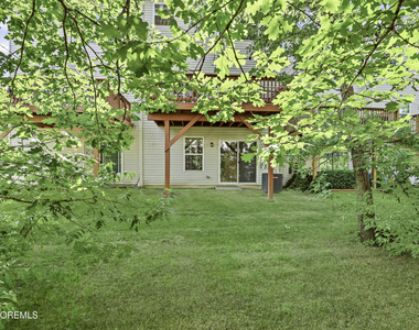 407 Susquehanna Street - Photo Thumbnail 14