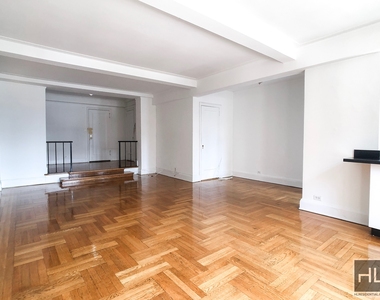 East 38 Street - Photo Thumbnail 1