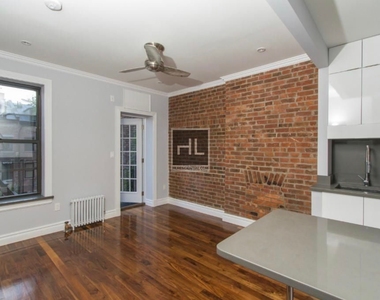 W 21st St. - Photo Thumbnail 1