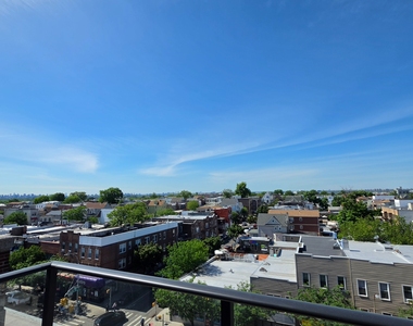 103-14 Northern Boulevard - Photo Thumbnail 8