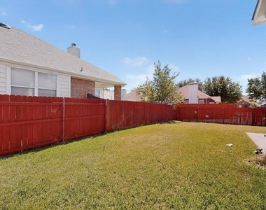 2023 Nottingham Place - Photo Thumbnail 34
