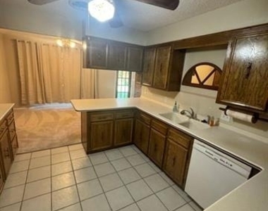 3134 Winterhawk Drive - Photo Thumbnail 7