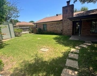 3134 Winterhawk Drive - Photo Thumbnail 20