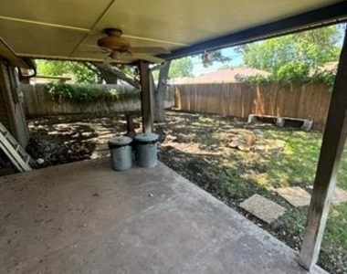 3134 Winterhawk Drive - Photo Thumbnail 18