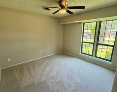 3134 Winterhawk Drive - Photo Thumbnail 13
