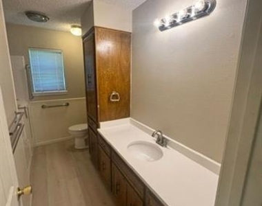 3134 Winterhawk Drive - Photo Thumbnail 14