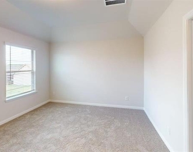 1840 Rosedale Avenue - Photo Thumbnail 15