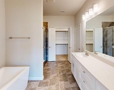 1840 Rosedale Avenue - Photo Thumbnail 19