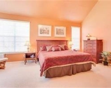 5403 Exeter Drive - Photo Thumbnail 16