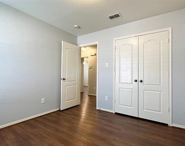 2312 Gabriel Drive - Photo Thumbnail 12