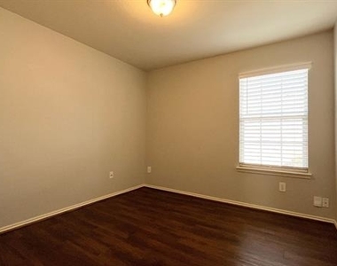 2312 Gabriel Drive - Photo Thumbnail 13