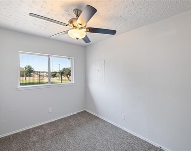 2540 Avenue H - Photo Thumbnail 9