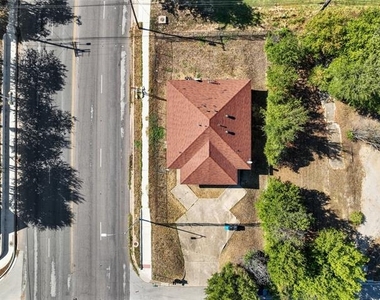 2540 Avenue H - Photo Thumbnail 17