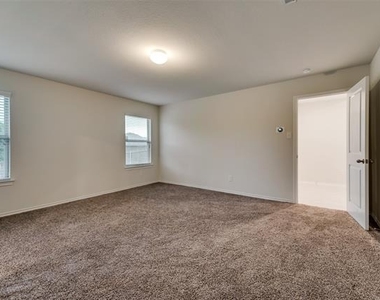 1302 Meadow Creek Drive - Photo Thumbnail 21