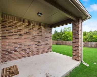 1302 Meadow Creek Drive - Photo Thumbnail 25