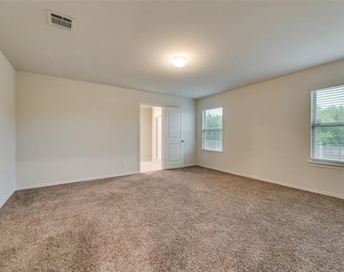 1302 Meadow Creek Drive - Photo Thumbnail 20