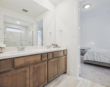 2340 Gray Drive - Photo Thumbnail 25