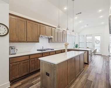 2340 Gray Drive - Photo Thumbnail 21