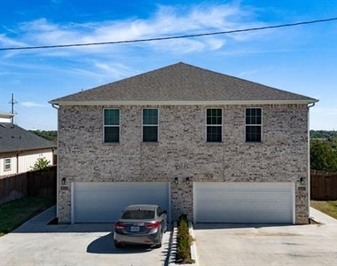1701 Belzise Terrace - Photo Thumbnail 34