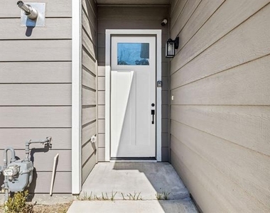 1701 Belzise Terrace - Photo Thumbnail 1