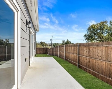 1701 Belzise Terrace - Photo Thumbnail 29