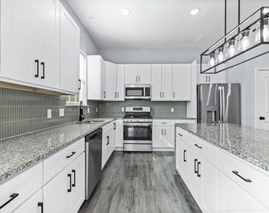1701 Belzise Terrace - Photo Thumbnail 6