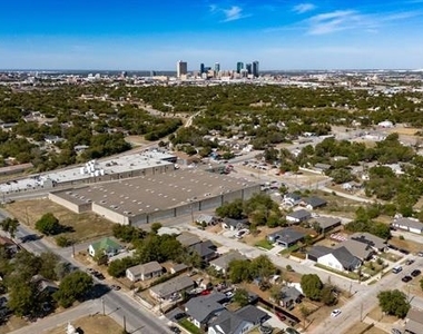 1701 Belzise Terrace - Photo Thumbnail 38