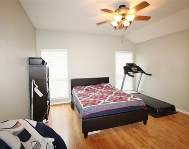 4228 Boulder Park Drive - Photo Thumbnail 8
