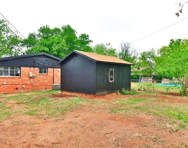 1634 Briarwood Street - Photo Thumbnail 18