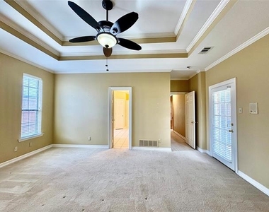 3117 Sandy Trail Lane - Photo Thumbnail 24