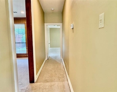 3117 Sandy Trail Lane - Photo Thumbnail 21