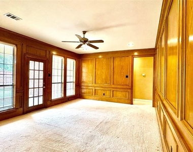 3117 Sandy Trail Lane - Photo Thumbnail 16