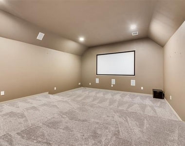 2207 Kings Pass - Photo Thumbnail 10