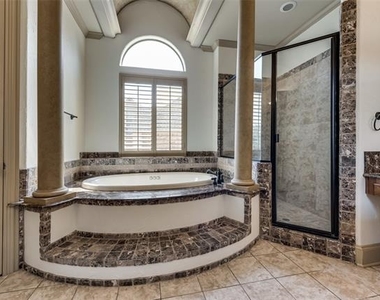 2207 Kings Pass - Photo Thumbnail 20