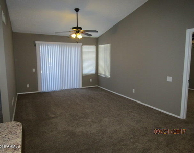 2035 S Elm Street - Photo Thumbnail 3