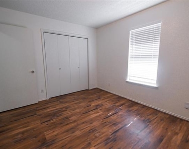 3705 Bryce Avenue - Photo Thumbnail 13