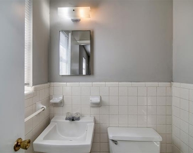 502 Brown Street - Photo Thumbnail 13