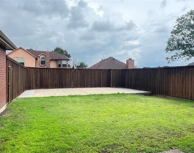 723 Sumner Drive - Photo Thumbnail 37