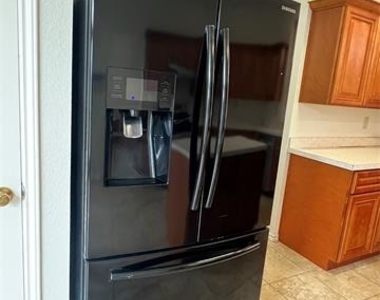 723 Sumner Drive - Photo Thumbnail 23