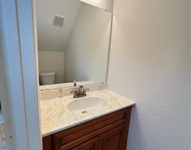 723 Sumner Drive - Photo Thumbnail 31
