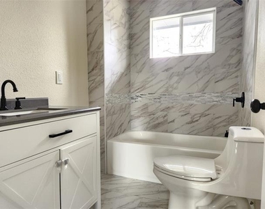 4205 Stuart Street - Photo Thumbnail 2
