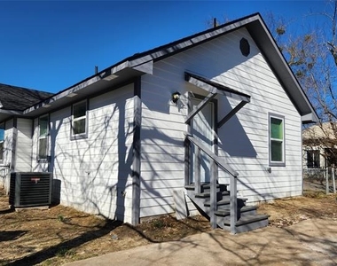 4205 Stuart Street - Photo Thumbnail 16