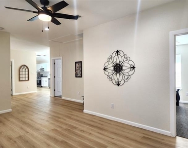 4205 Stuart Street - Photo Thumbnail 8