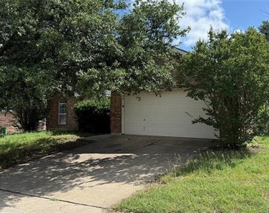 8001 Mourning Dove Drive - Photo Thumbnail 3