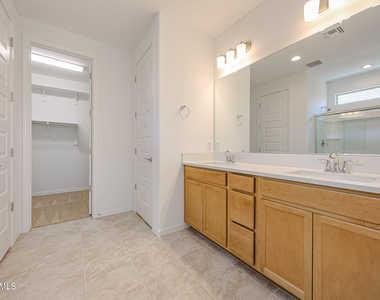25183 N 172nd Drive - Photo Thumbnail 9