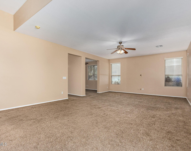 504 N Swallow Lane - Photo Thumbnail 27