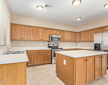 504 N Swallow Lane - Photo Thumbnail 12