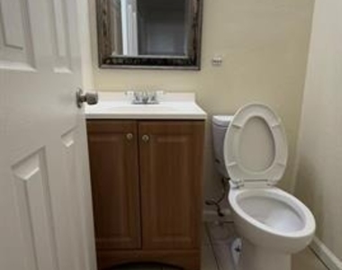 3064 Clover Drive - Photo Thumbnail 8